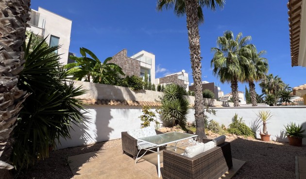 Återförsäljning - Villa -
Orihuela Costa - Costa Blanca