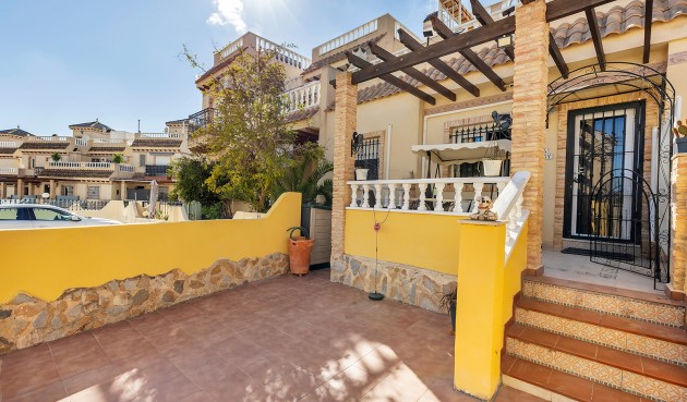 Återförsäljning - Town House -
Orihuela Costa - Costa Blanca