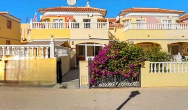 Återförsäljning - Bungalow -
Orihuela Costa - Lomas de Cabo Roig