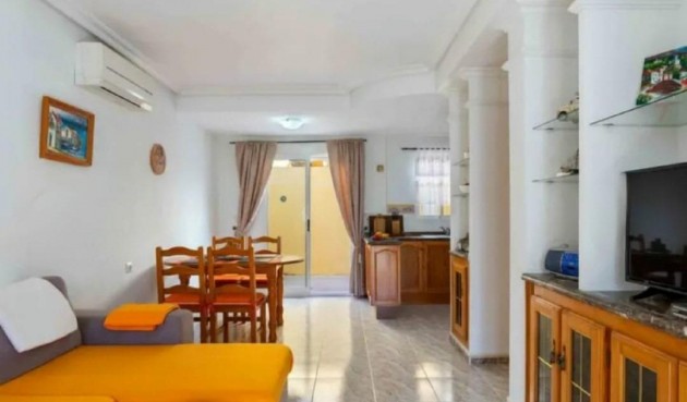 Resale - Bungalow -
Orihuela Costa - Lomas de Cabo Roig