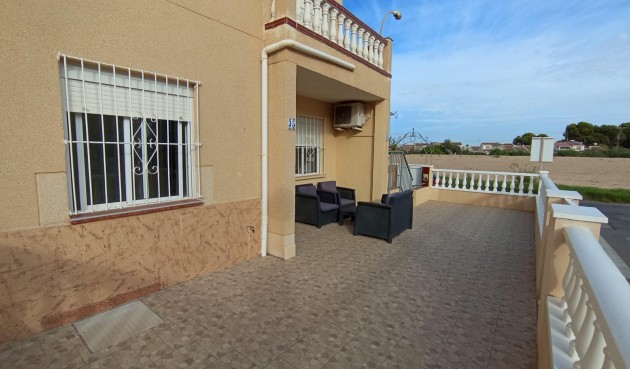 Resale - Apartment -
Torrevieja - El Limonar