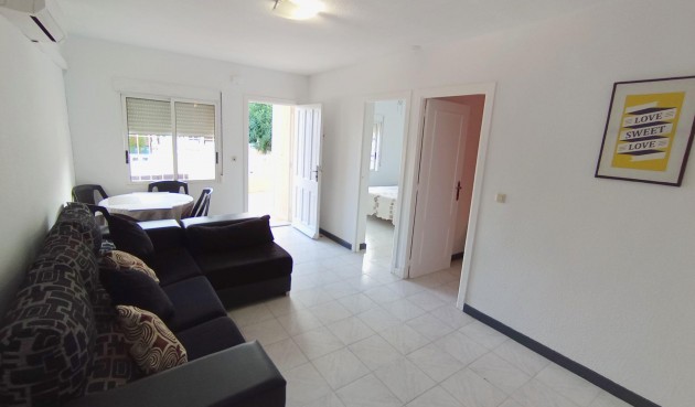 Resale - Apartment -
Torrevieja - El Limonar