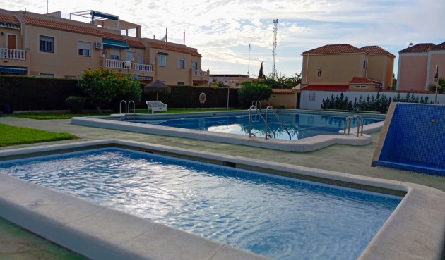 Resale - Apartment -
Torrevieja - El Limonar