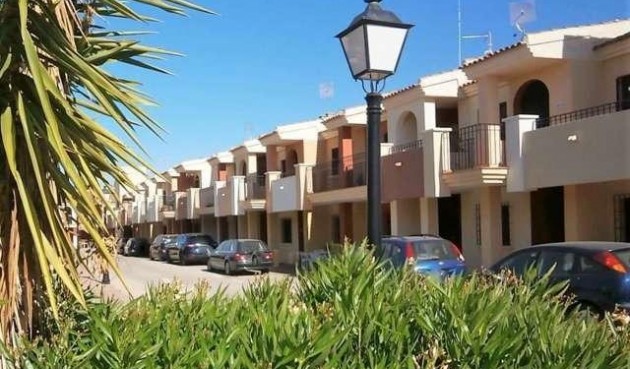 Brukt - Bungalow -
Torrevieja - Torretas