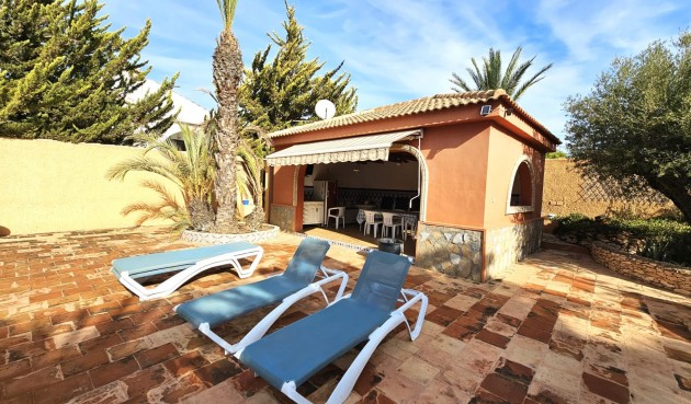 Återförsäljning - Villa -
Torrevieja - San Luis