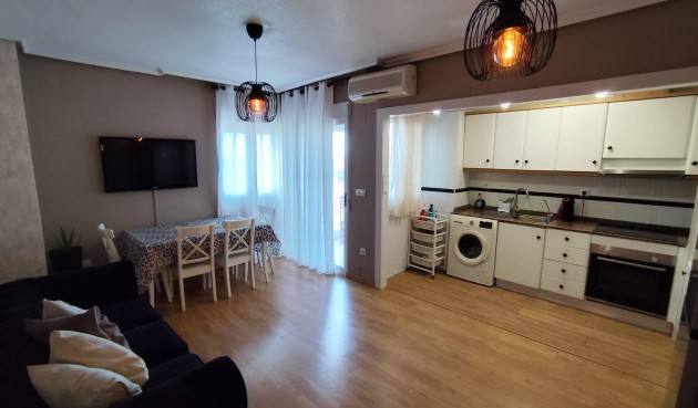 Återförsäljning - Apartment -
Torrevieja - Nueva Torrevieja