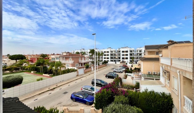 Brukt - Town House -
Orihuela Costa - La Zenia