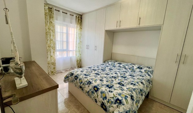 Brukt - Town House -
Orihuela Costa - La Zenia