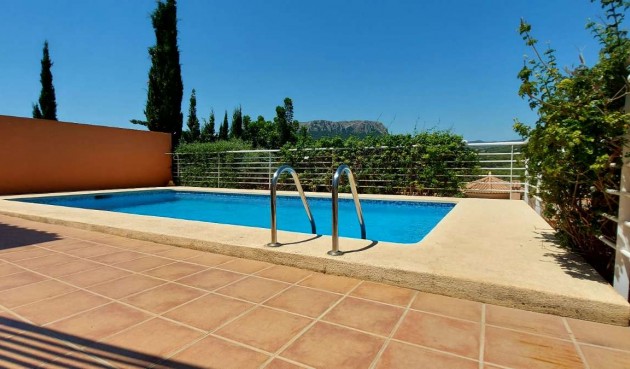 Återförsäljning - Villa -
Calpe - Costa Blanca