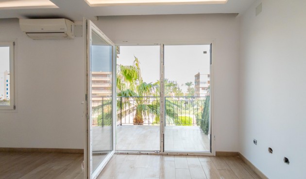 Återförsäljning - Apartment -
Torrevieja - La Veleta