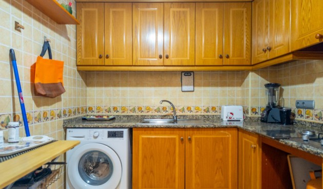 Återförsäljning - Apartment -
Torrevieja - Centro