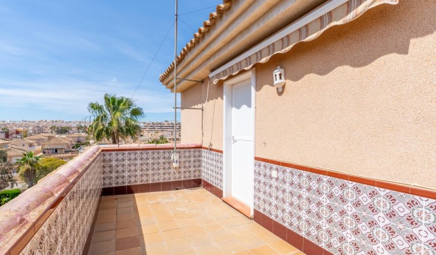 Återförsäljning - Villa -
Torrevieja - Punta Prima