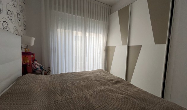 Återförsäljning - Apartment -
Torrevieja - Costa Blanca