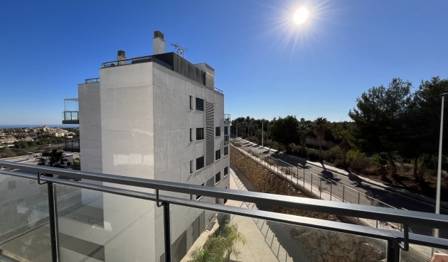 Återförsäljning - Apartment -
Orihuela - Inland