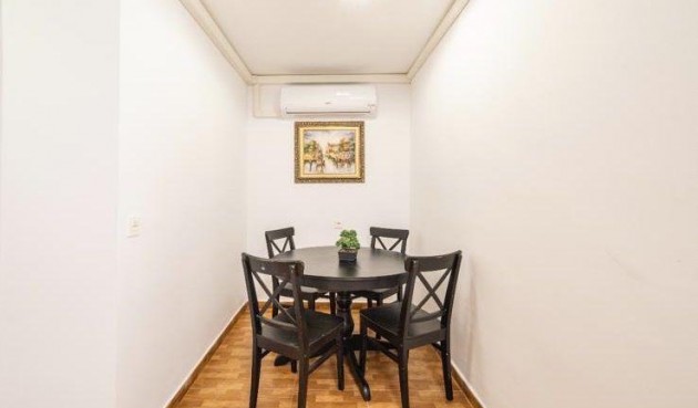 Återförsäljning - Apartment -
Torrevieja - La Mata