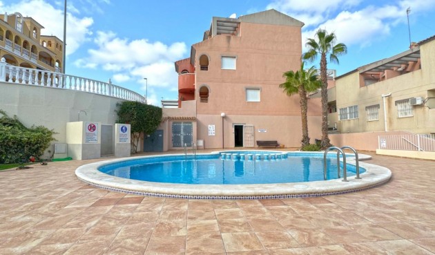 Återförsäljning - Apartment -
Orihuela Costa - Costa Blanca