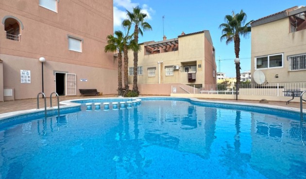 Återförsäljning - Apartment -
Orihuela Costa - Costa Blanca