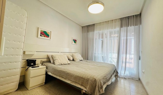 Återförsäljning - Apartment -
Torrevieja - Playa del Cura