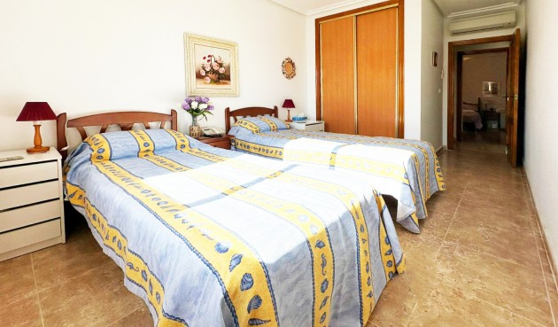 Återförsäljning - Apartment -
Orihuela Costa - Costa Blanca