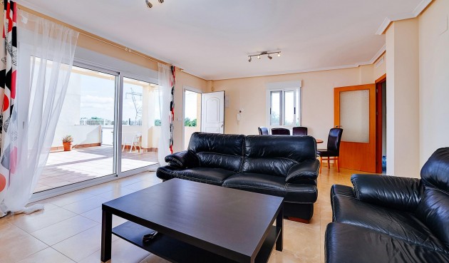 Återförsäljning - Semi Detached -
Los Montesinos - La Herrada