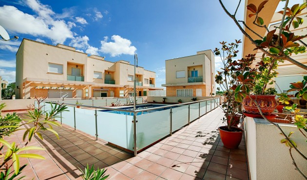 Återförsäljning - Semi Detached -
Los Montesinos - La Herrada