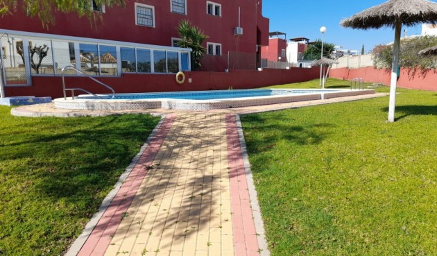 Brukt - Bungalow -
Los Altos - Costa Blanca