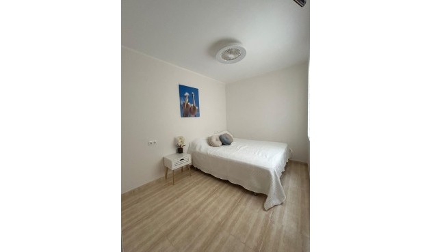 Brukt - Apartment -
Torrevieja - Playa del Cura