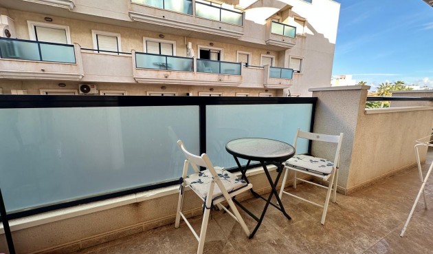 Brukt - Apartment -
Orihuela Costa - Campoamor