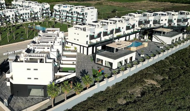 Brukt - Apartment -
El Raso - Costa Blanca