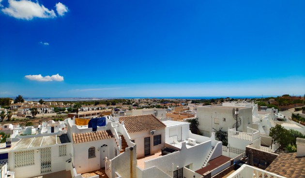 Brukt - Town House -
Villamartin - Costa Blanca