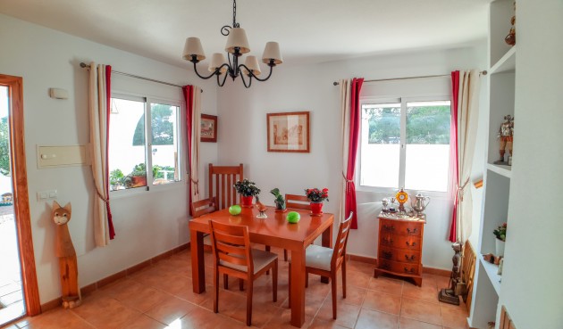 Brukt - Semi Detached -
Orihuela Costa - Costa Blanca