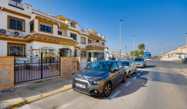 Brukt - Town House -
Torrevieja - Aguas Nuevas 2