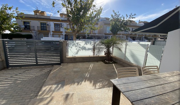 Brukt - Bungalow -
Pilar de la Horadada - Costa Blanca