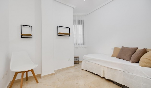 Brukt - Apartment -
Torrevieja - Playa del Cura