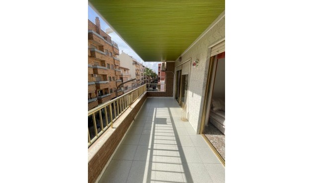 Brukt - Apartment -
Torrevieja - Centro