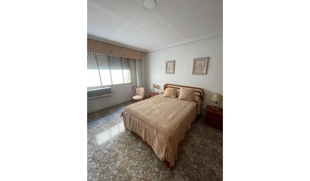 Brukt - Apartment -
Torrevieja - Centro