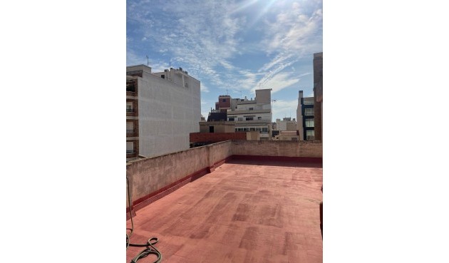 Brukt - Apartment -
Torrevieja - Centro