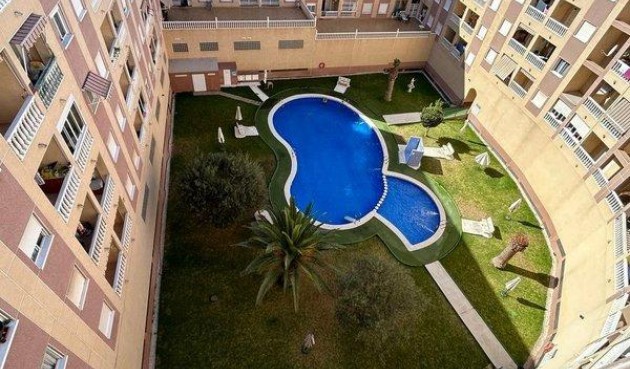 Brukt - Apartment -
Torrevieja - Centro