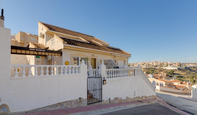 Brukt - Town House -
Ciudad Quesada - Costa Blanca