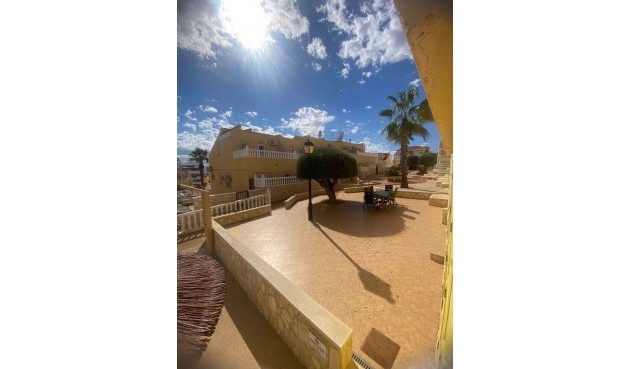 Resale - Semi Detached -
Villamartin - Costa Blanca