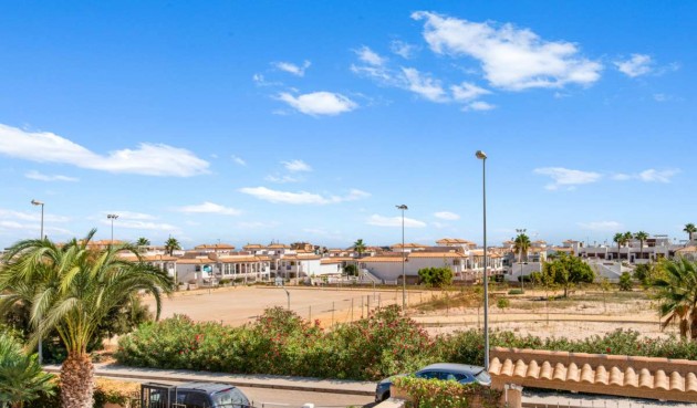 Brukt - Villa -
Punta Prima - Costa Blanca