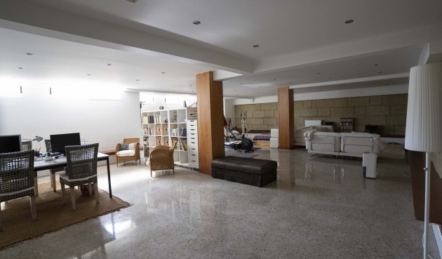 Brukt - Town House -
Polop - Costa Blanca