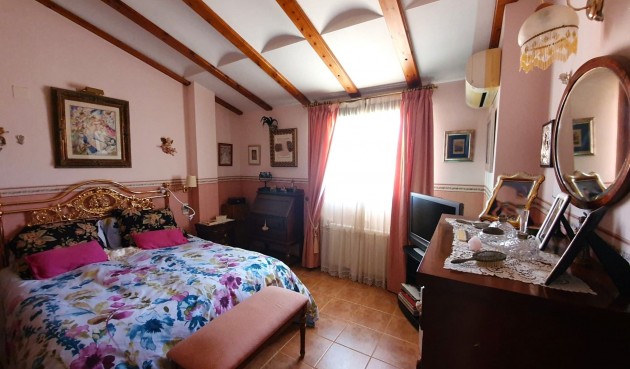 Brukt - Town House -
Alfas del Pí - Costa Blanca