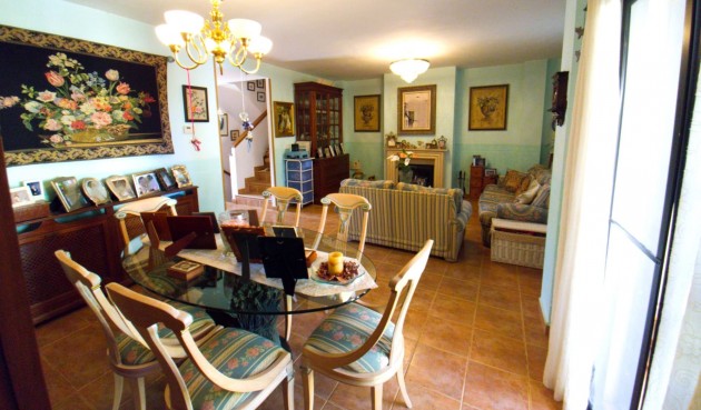 Brukt - Town House -
Alfas del Pí - Costa Blanca