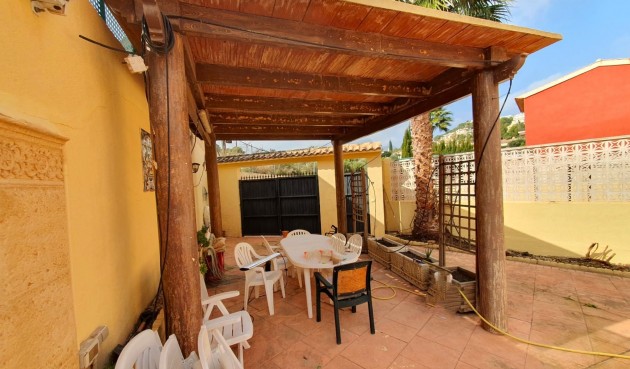 Brukt - Town House -
Alfas del Pí - Costa Blanca