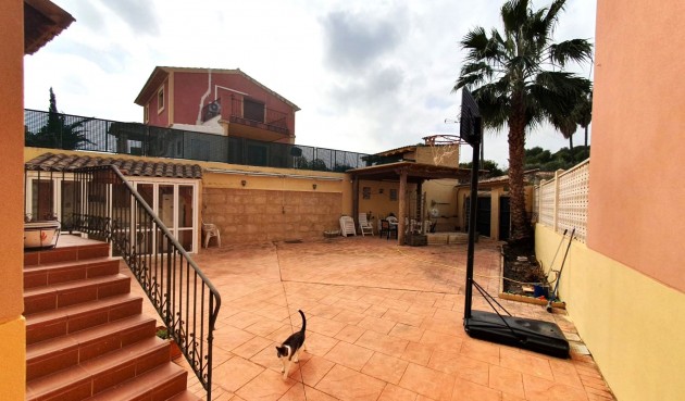 Brukt - Town House -
Alfas del Pí - Costa Blanca