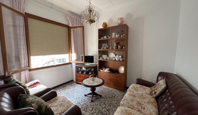 Brukt - Town House -
Dolores - Centro