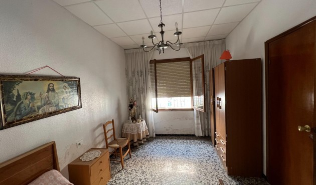 Brukt - Town House -
Dolores - Centro