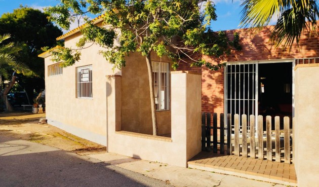 Brukt - Town House -
La Siesta - Costa Blanca