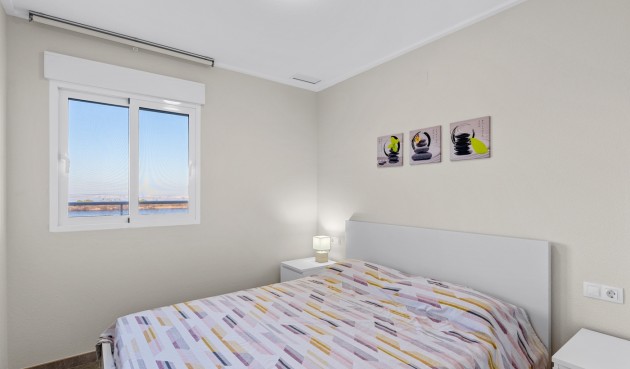 Återförsäljning - Apartment -
Orihuela Costa - Costa Blanca